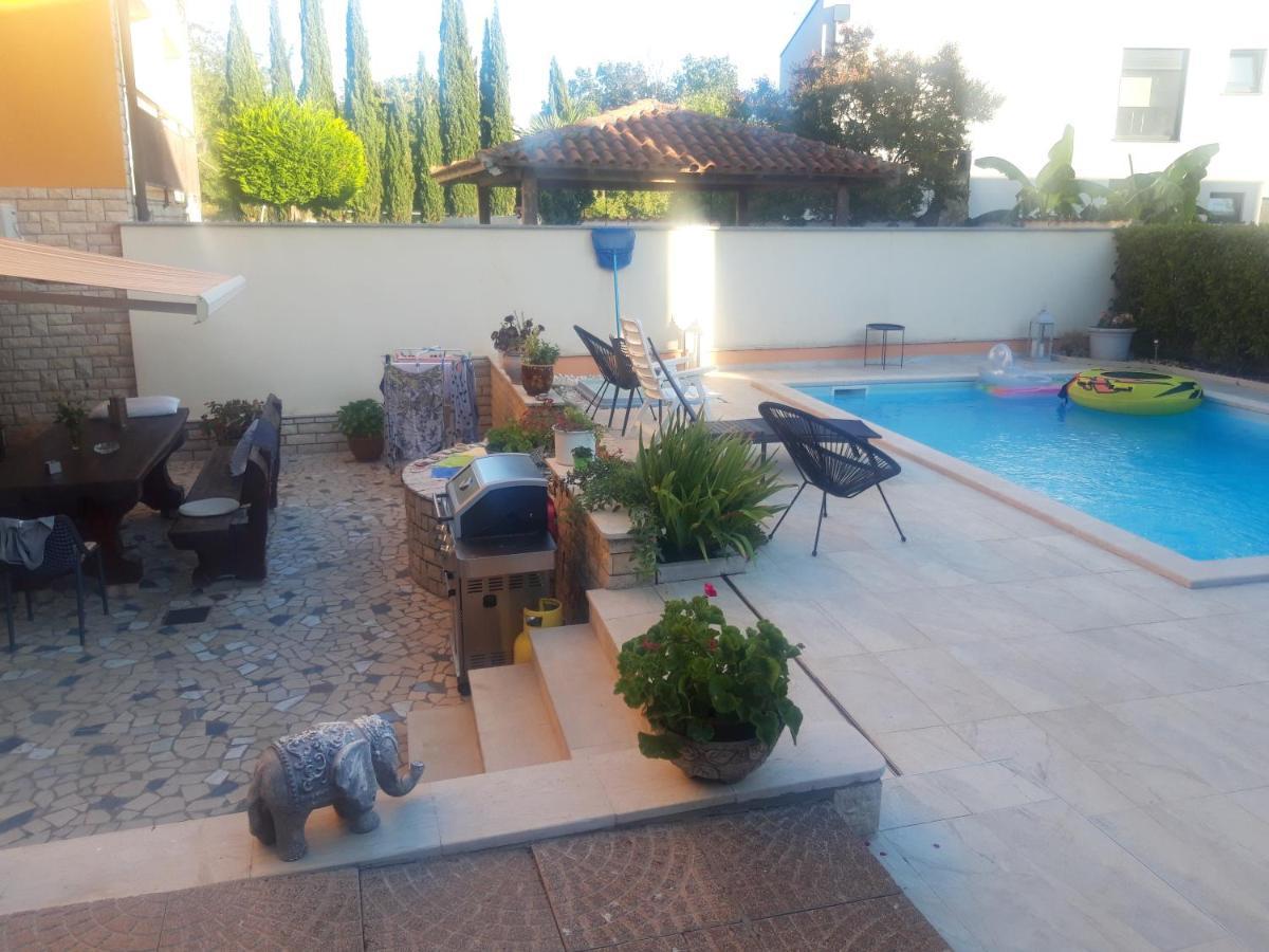 Apartments Residence V بوريتش المظهر الخارجي الصورة